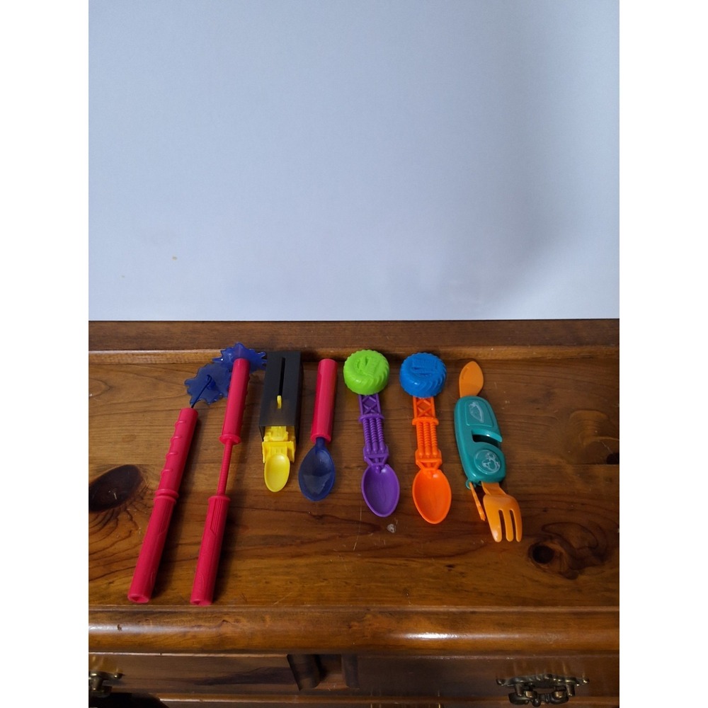 Assortment Lot Of Kids Collectible Toys From Fast Food. Lot Of 7